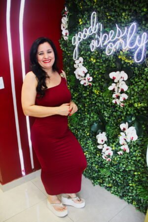 Vestido Nula manga com detalhe na alça