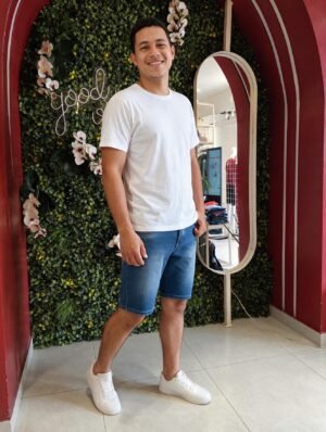 BERMUDA JEANS CLARO POLLICE OFFICE